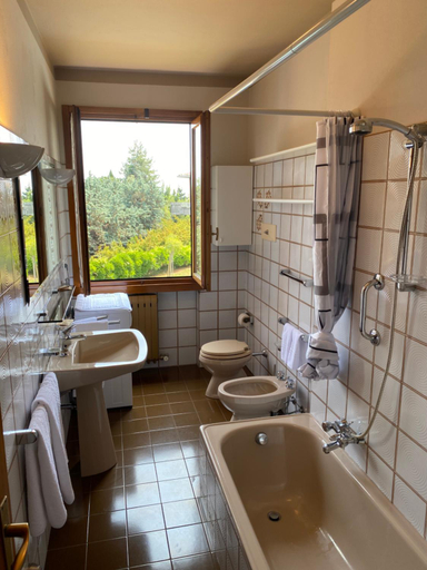 Bedroom 2, Oasi, Brescia