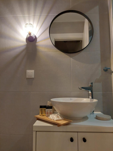 Bathroom 2, Sensez Apartments, Ionian Islands