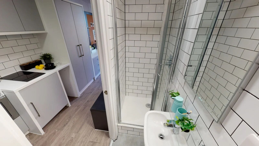 Bathroom 3, Student Only Shoreditch, London
