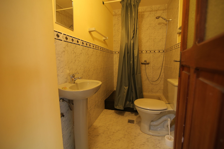 Bathroom 4, Casa Verde B&B, Oropeza