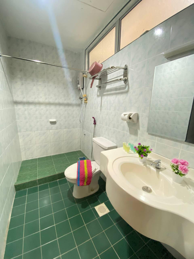 Bathroom, Executive Apartment (HA2), Manjung