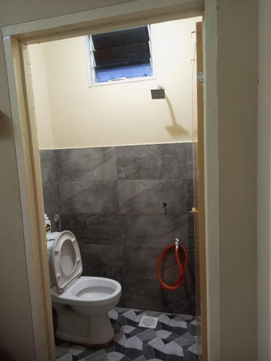 Bathroom, Bilik Bajet RM70-RM90, Kuala Terengganu