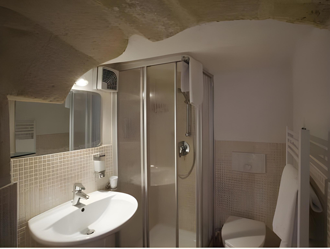 Bathroom 3, Sassolino Dimora Storica, Matera