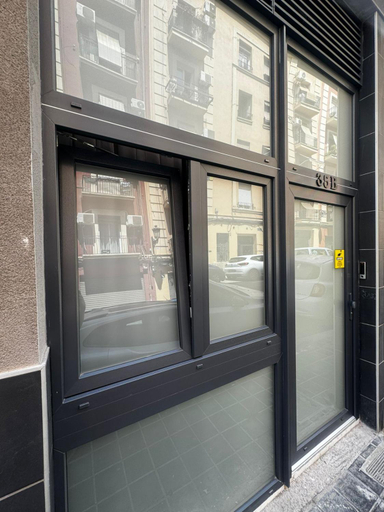 Entrance 4, Oriola 35, Valencia