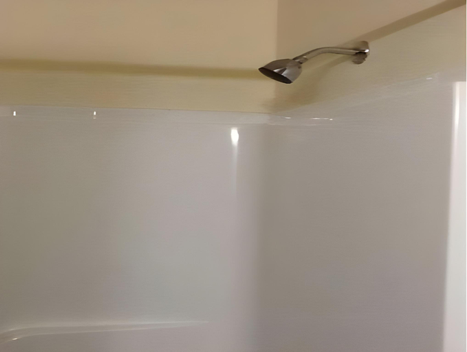 Bathroom 4, Attica Inn, Fountain