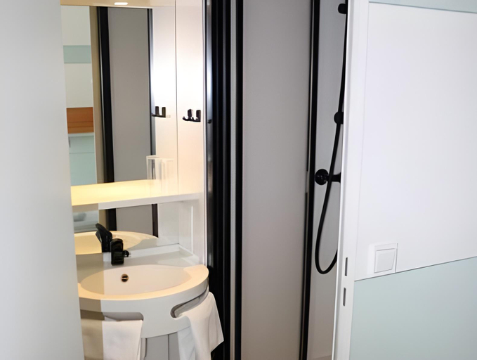 Bedroom 2, Hotel St. Hubertus, Westerwaldkreis