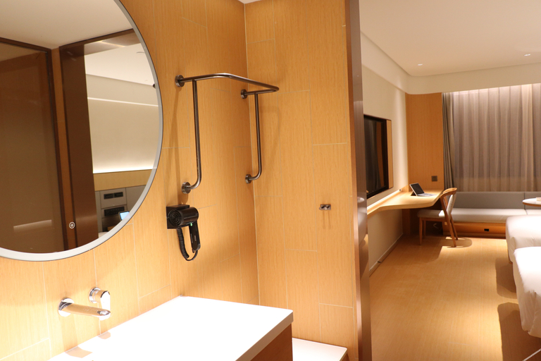 Bathroom 3, Ji Hotel (Shenzhen North Railway Station), Shenzhen