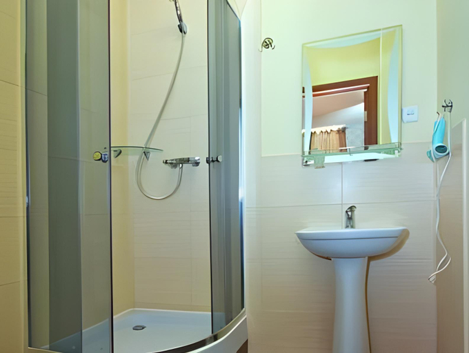 Bathroom 3, Mini Hotel Ryleev, Kharkivs'ka
