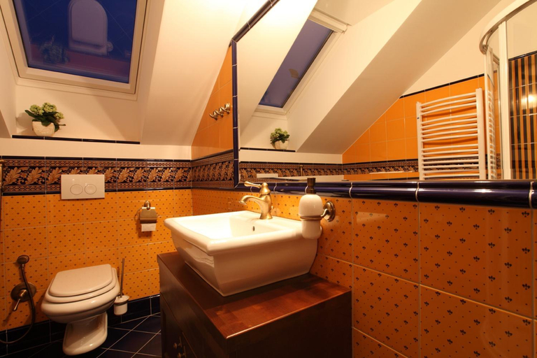 Bathroom 2, Willa Warminska, Olsztyn