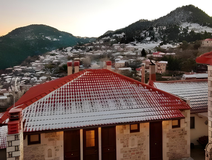 Others 4, Thea Valtessinikou, Peloponnese