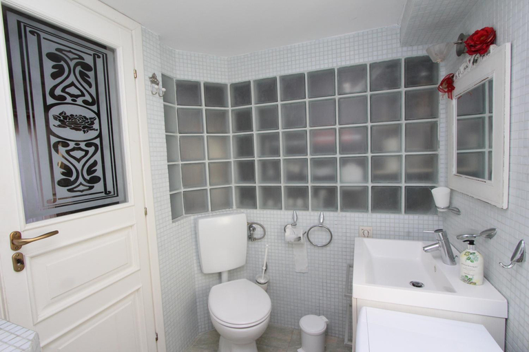 Bathroom 5, Apartments Milkana, Rovinj
