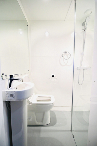 Bathroom 3, NE1 City Studios & Apartments, Newcastle upon Tyne