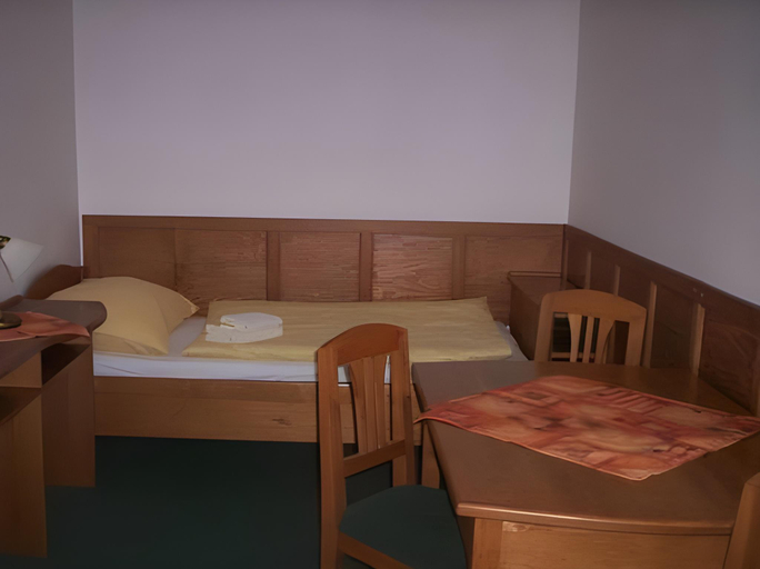 Bedroom 2, Hotel Krakonos, Trutnov