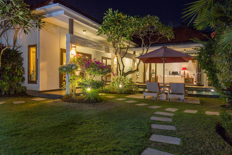 Bali Holiday Villa Holiday Pool Villa Seminyak, Badung