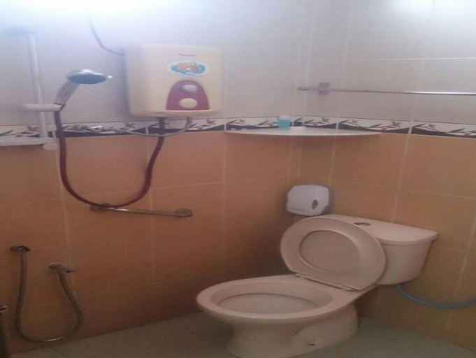 Bathroom 3, Hotel O Kulim Inn, Kulim