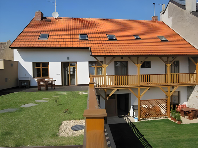 Others 5, Pension Rondel, Nymburk