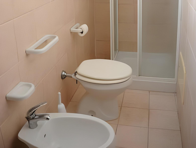 Bathroom 5, L'Antica Dimora, Brindisi