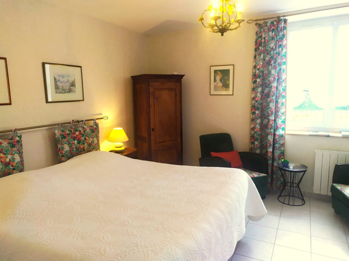 Bedroom 2, Les Salamandres, Loir-et-Cher