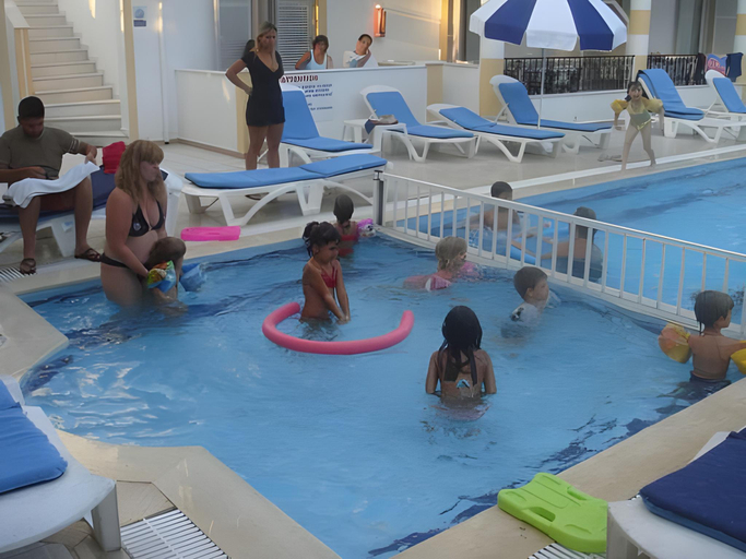 Others 3, Marylin, Ionian Islands