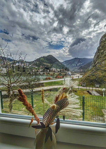 Others 4, Ive Andrica 3, Foča