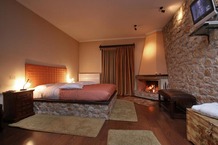 Bedroom 3, Αεσκω, Peloponnese