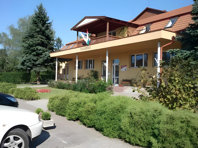 Others 5, Bordany Hostel, Mórahalm