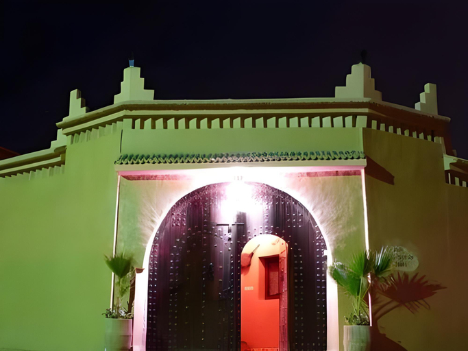 Exterior & Views 22