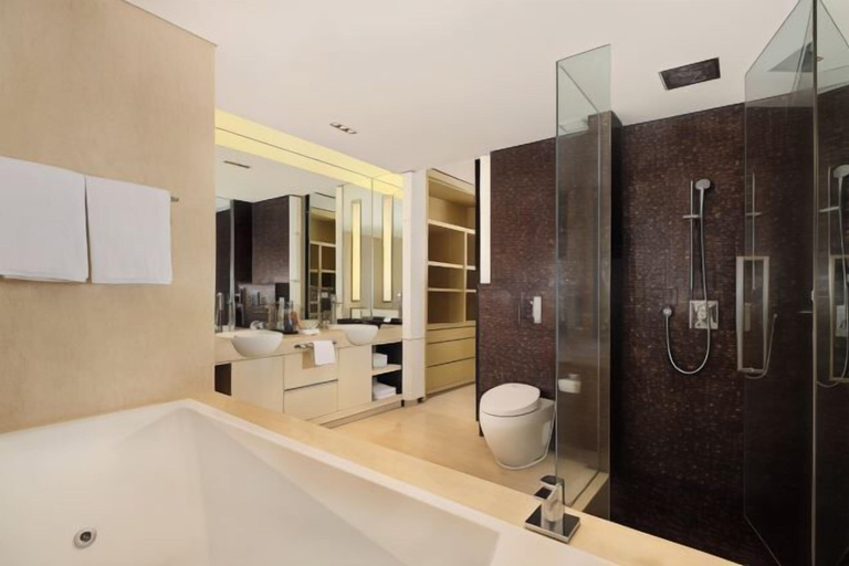 Bathroom 27