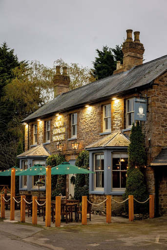 Exterior & Views 2, The Olde Coach House Inn, Northamptonshire