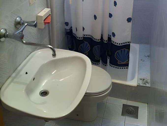 Bathroom 4, Apartments Slaven, Podgora