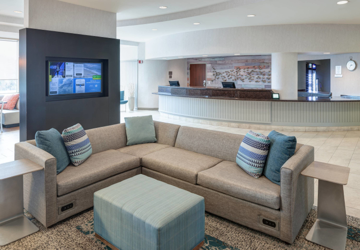 Public Area 2, Courtyard Carolina Beach Oceanfront, New Hanover