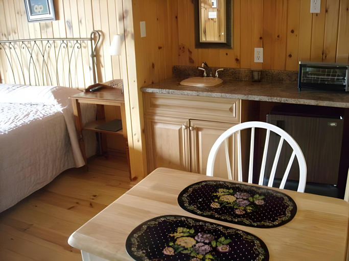 Bedroom 3, Auberge Papillon Lune, Le Val-Saint-François