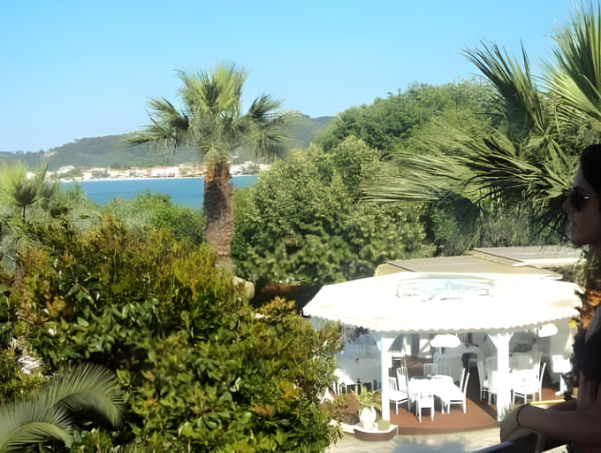 Others 5, Tarsanas Studios, East Macedonia and Thrace