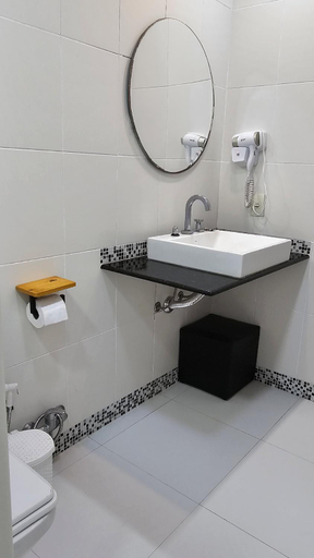 Bathroom 2, Beach Guest House - GMT, Rio de Janeiro