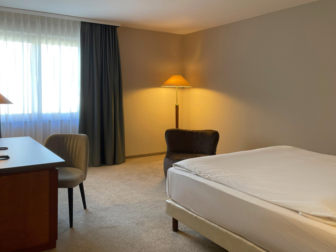 Bedroom 2, Mercure Hotel Gera City, Gera