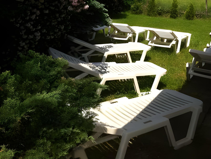 Others 5, Zimmer Weiss, Wetteraukreis