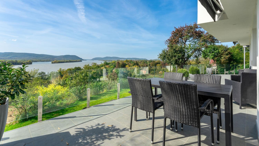 Others 4, Akvarell Apartmanhaz, Szob