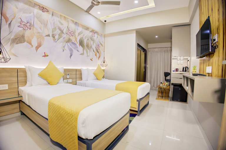 Bedroom 2, Cozzet Mahad, Raigarh