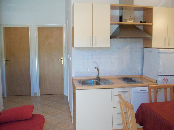 Kitchen 4, Apartments Luna, Tisno