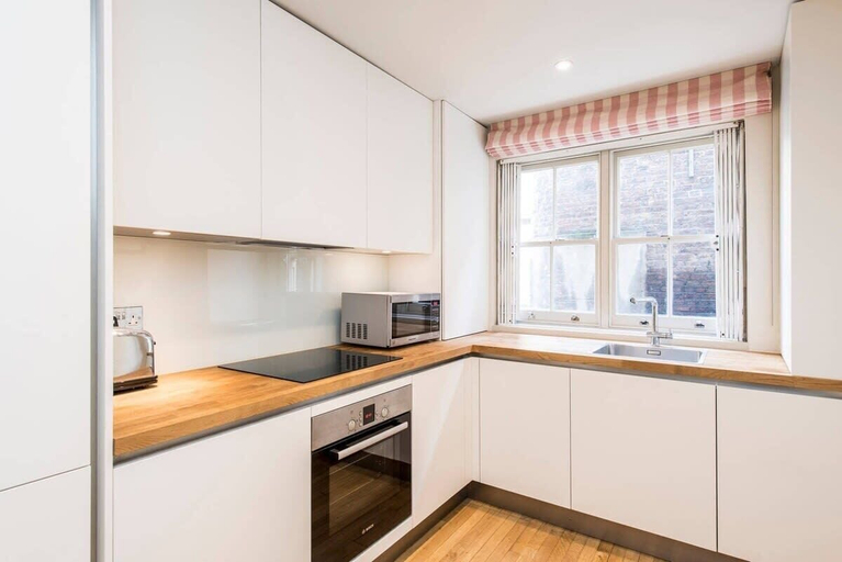 Others 5, 3 Bedroom Mews House - Marble Arch, London