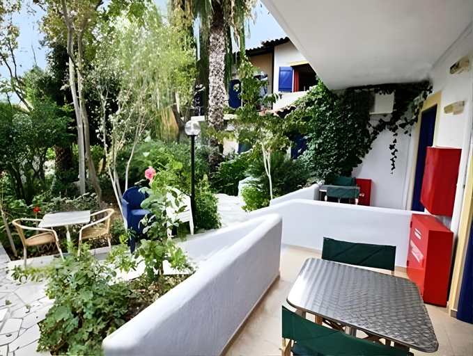 Others 4, 9 Musses ROOMS-studios, North Aegean