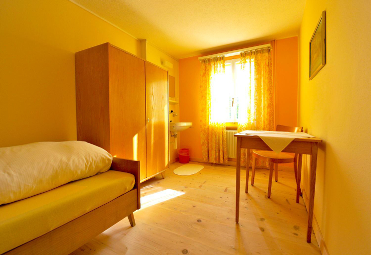 Bedroom 2, Hotel Rigi Klosterli, Luzern