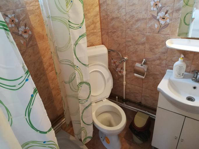 Bathroom, Ati&Hanna, Praid