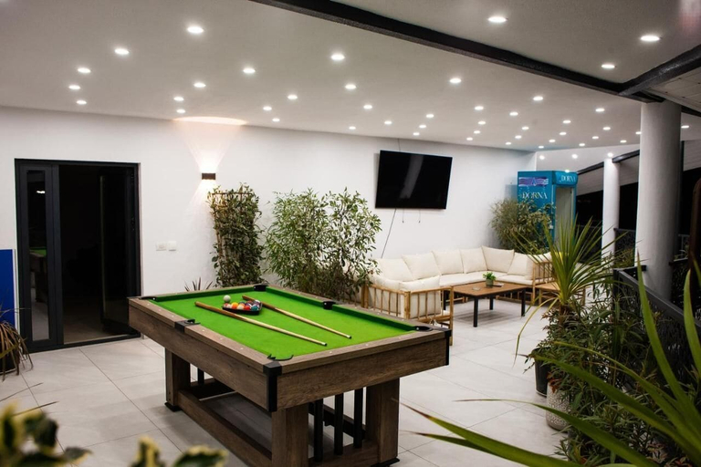 Others 4, Denta Hotel, Ramnicu Valcea