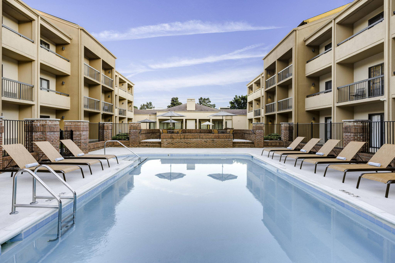 Sport & Beauty 5, Courtyard by Marriott Raleigh/Cary, Wake