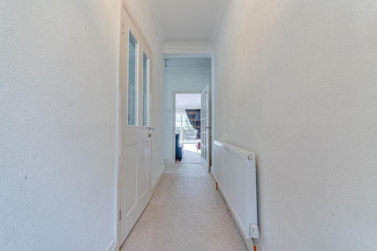 Others 4, 3BR Detached Bungalow w/Parking, Sheffield