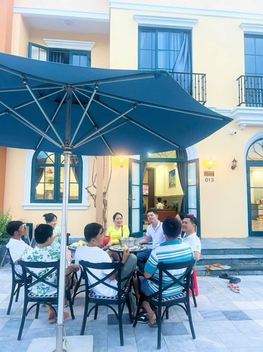 Food & Drinks, Deluxe 3 Br Bliss House - Novaworld PT, Phan Thiết
