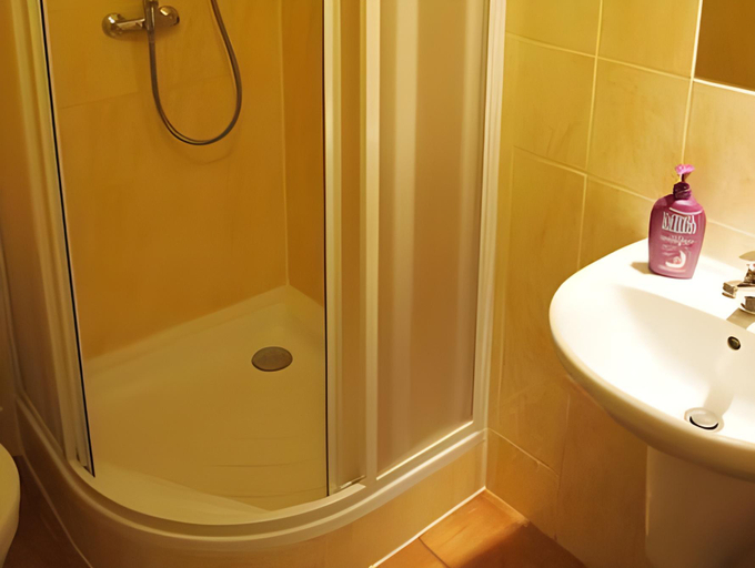 Bathroom 2, Apartments Emma, Praha 5