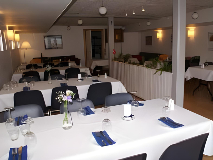 Food & Drinks 2, Hammerknuden, Bornholm