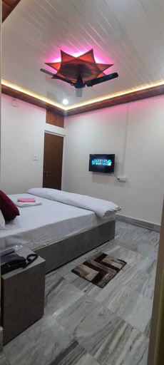 Bedroom 5, Shree Guest House, Varanasi